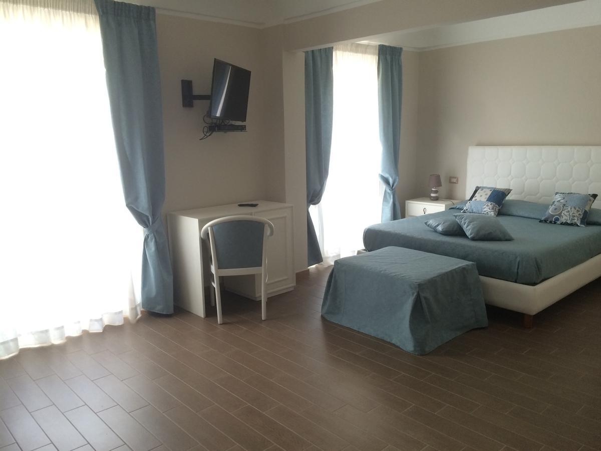 Hotel Sant'Anna Floresta Buitenkant foto