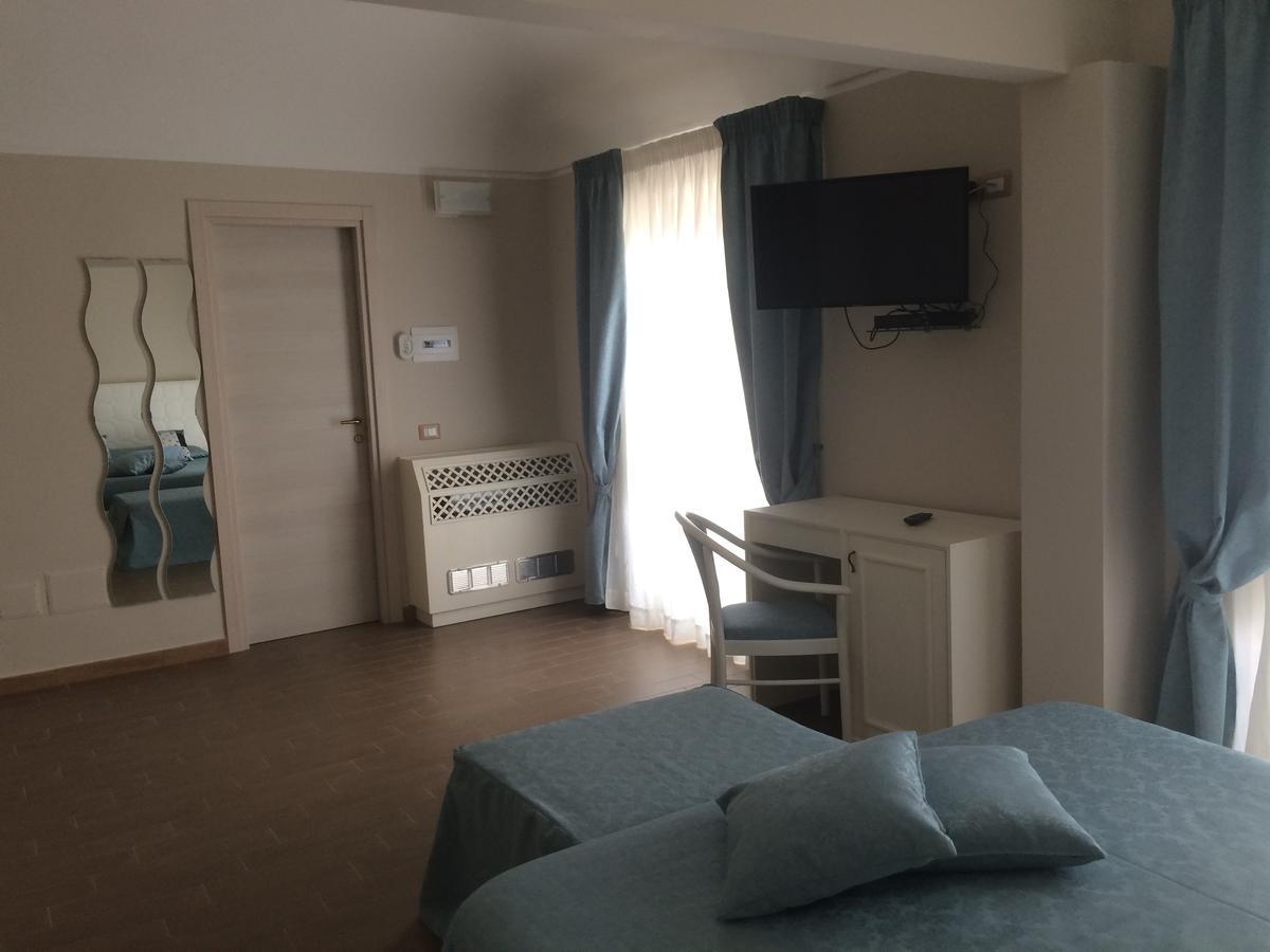 Hotel Sant'Anna Floresta Buitenkant foto