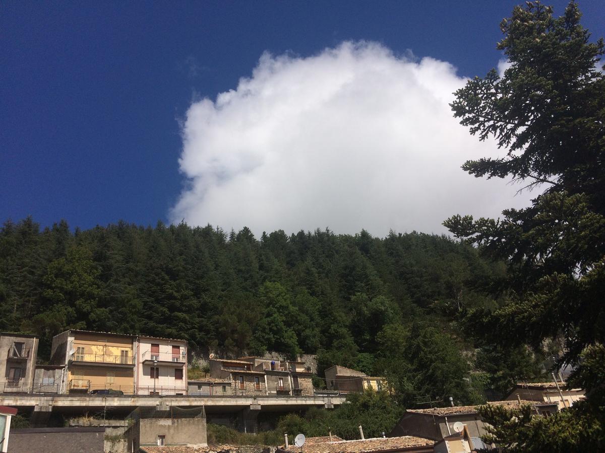 Hotel Sant'Anna Floresta Buitenkant foto